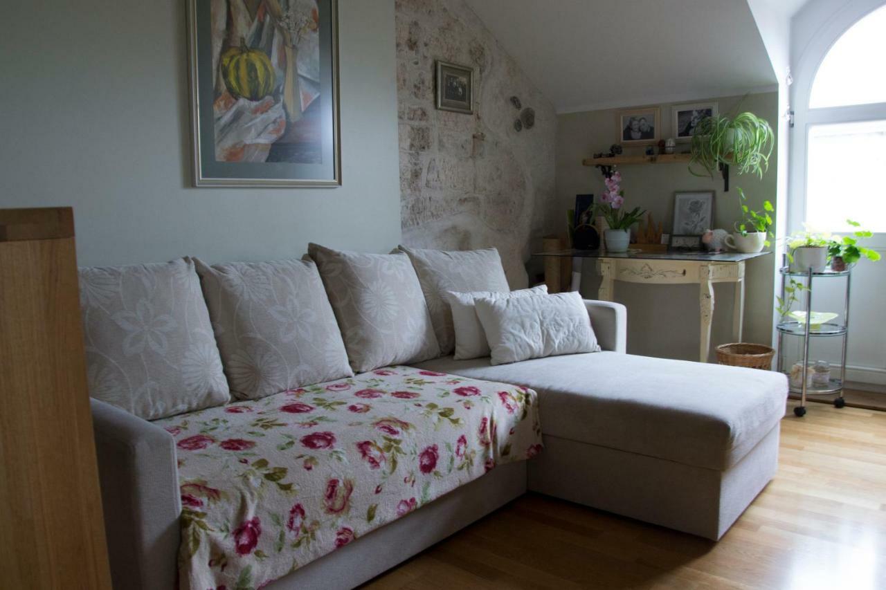 Kuressaare Romantic Apartment Exterior foto